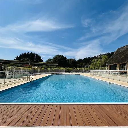 T2 51m² Avec Piscine, Jardin Et Terrasse, Quartier Calme - Fr-1-245-205 * Saint-Andre-des-Eaux (Loire-Atlantique)